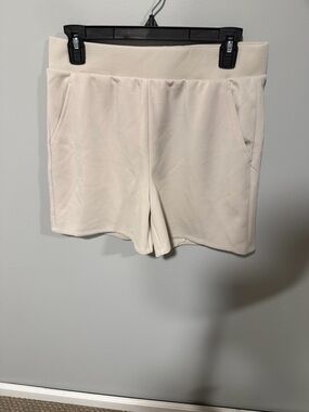 LAZYPANTS Lounge Shorts Medium NWOT Oversized Soft Elastic Waist Pocket
